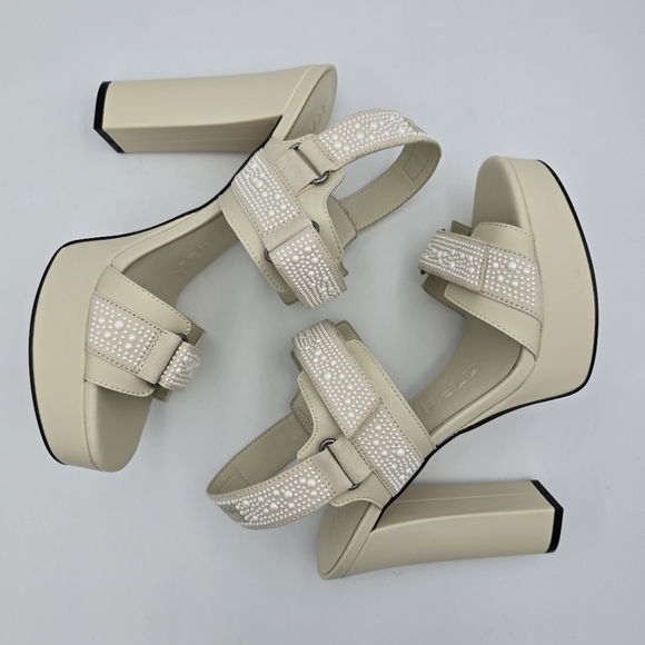 NWOT Karl Lagerfeld Paris Alessia Pearl Platform Sandals, Women's 10 - Picture 16 of 16